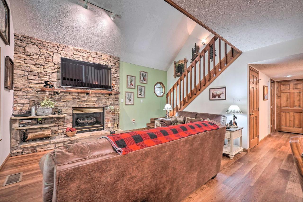Picturesque Pigeon Forge Cabin With Mountain Views Ngoại thất bức ảnh