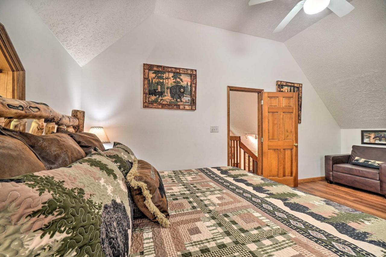 Picturesque Pigeon Forge Cabin With Mountain Views Ngoại thất bức ảnh