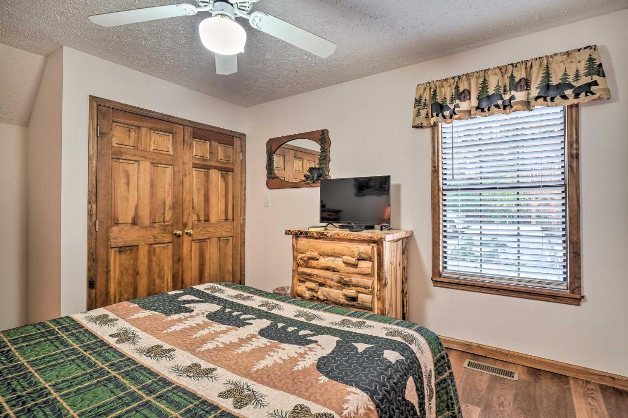 Picturesque Pigeon Forge Cabin With Mountain Views Ngoại thất bức ảnh